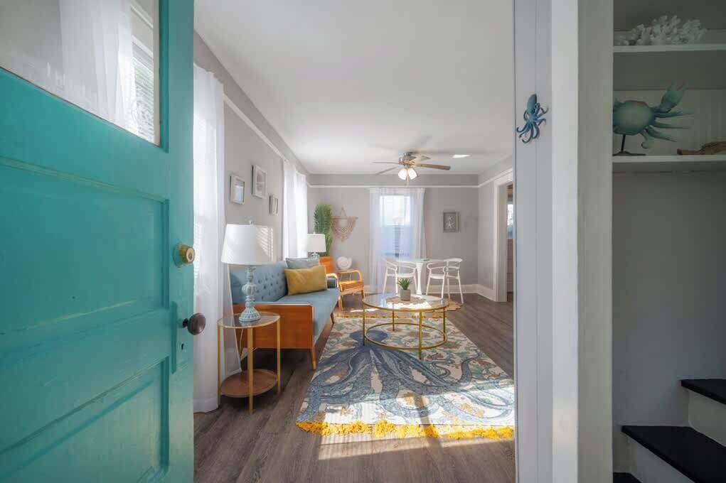 Photo of Livingroom in South Seminole Heights