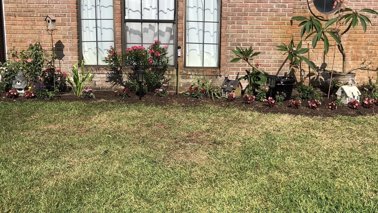 Photo of Outdoor in Sandalwood