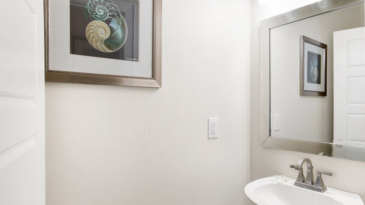 Photo of Bathroom in Gulf Shores