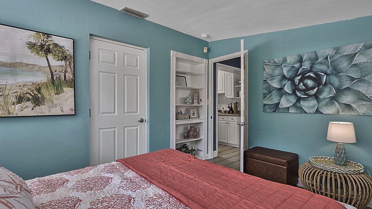 Photo of Bedroom in Poinsettia Heights