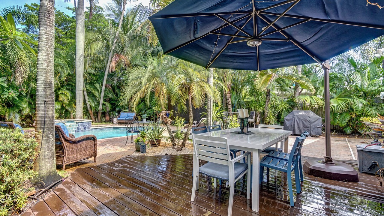 Photo of Outdoor in Poinsettia Heights