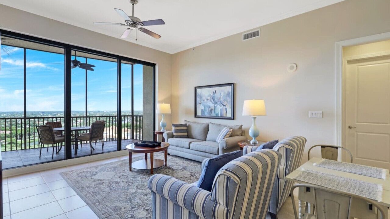 Photo of Livingroom in Cape Harbour