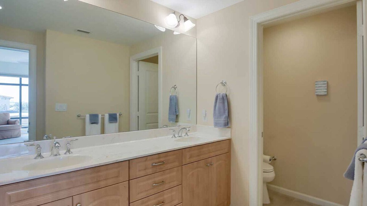 Photo of Bathroom in Cape Harbour