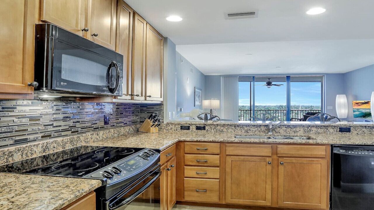 Photo of Kitchen in Cape Harbour