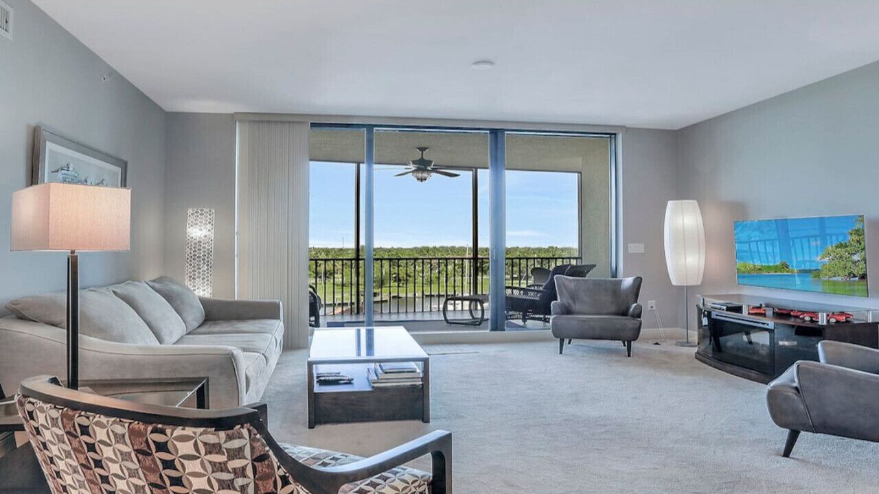 Photo of Livingroom in Cape Harbour