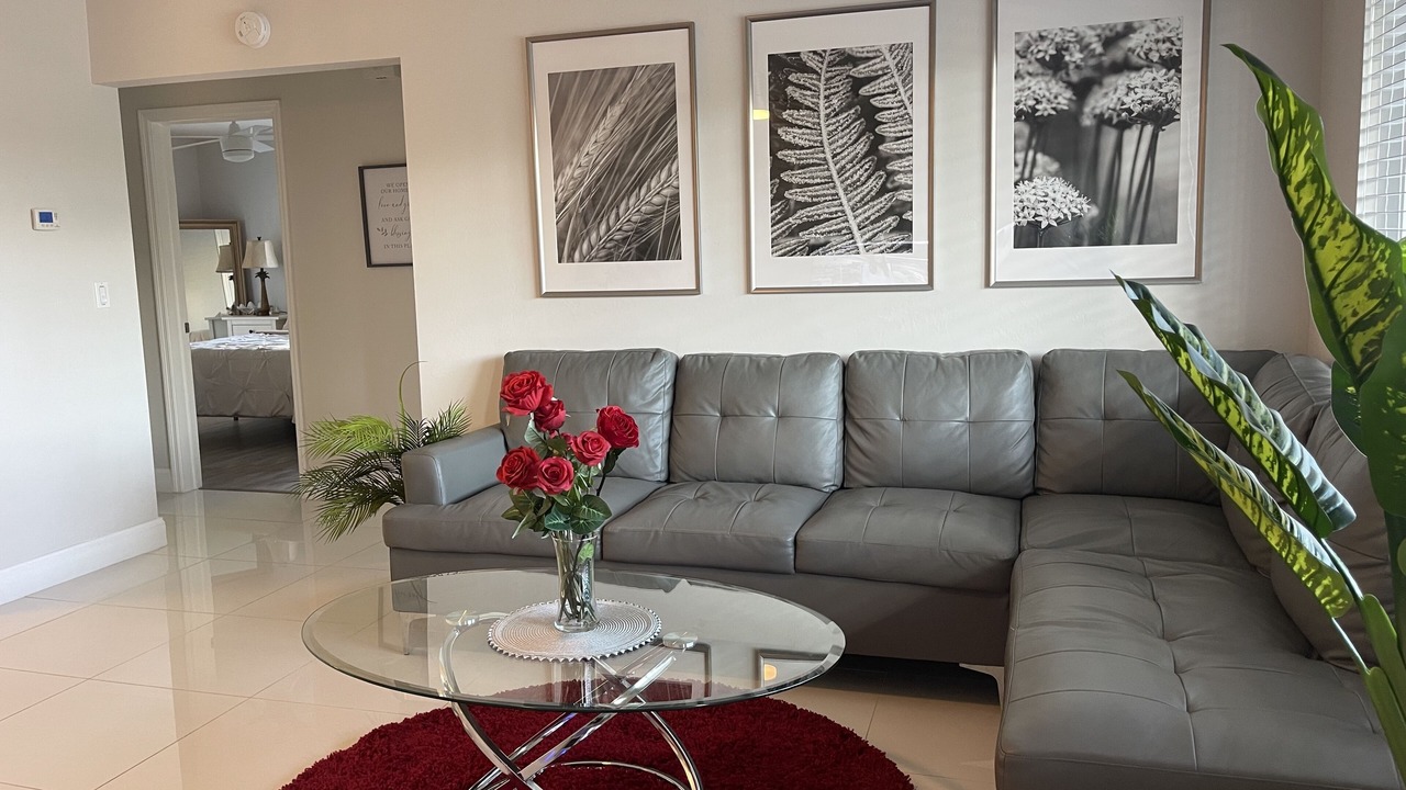 Photo of Livingroom in North Andrews Gardens