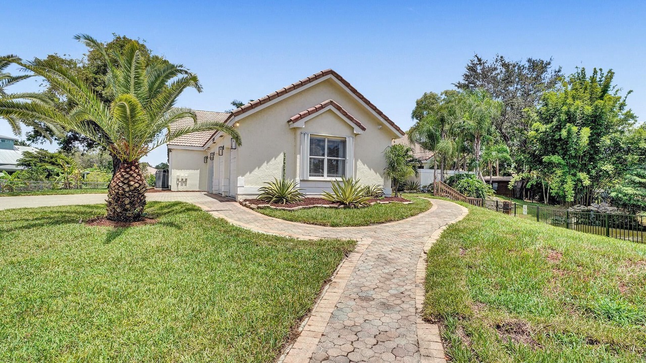Photo of Outdoor in Southwest Ranches