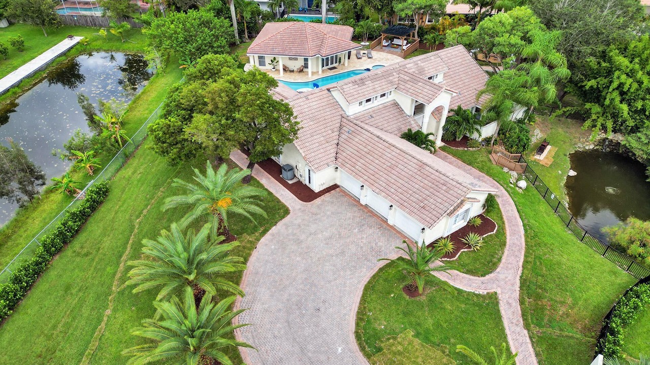 Photo of Outdoor in Southwest Ranches