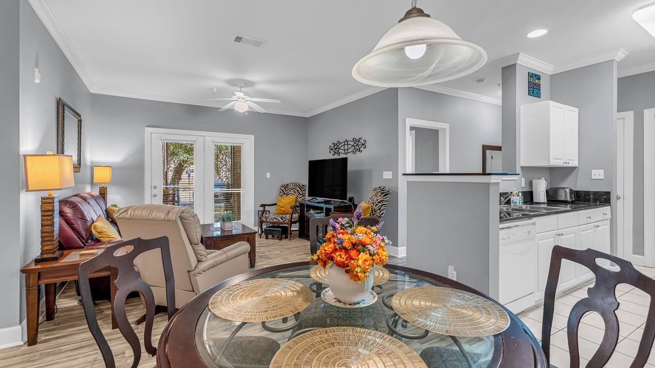 Photo of Livingroom in Foley