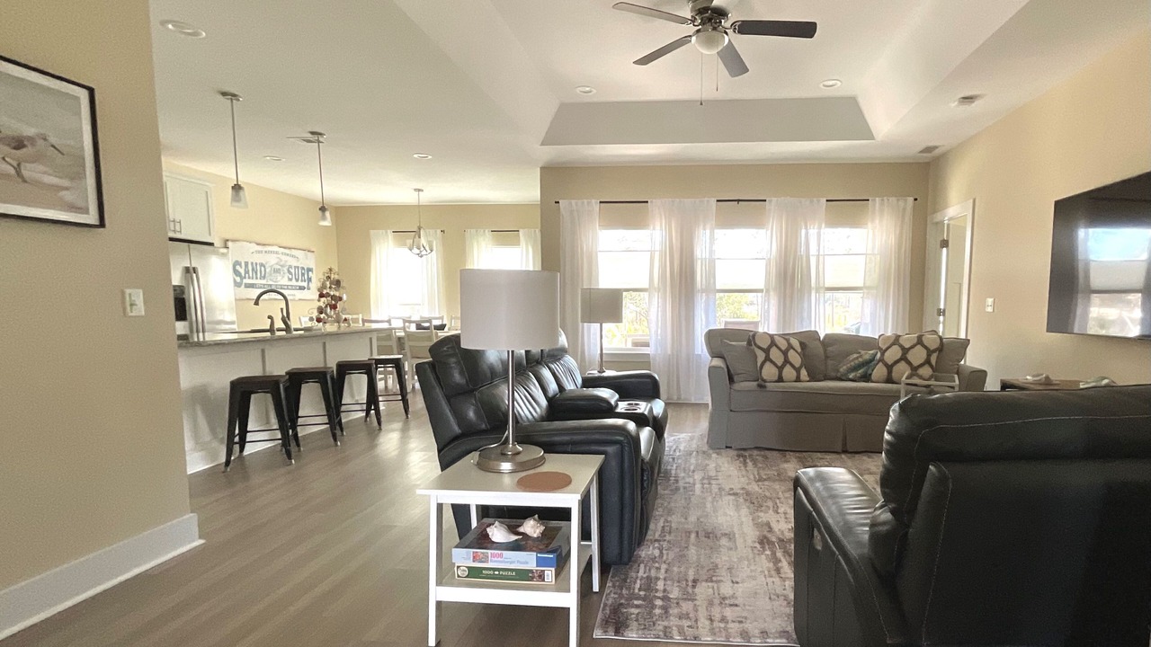 Photo of Livingroom in Gulf Breeze