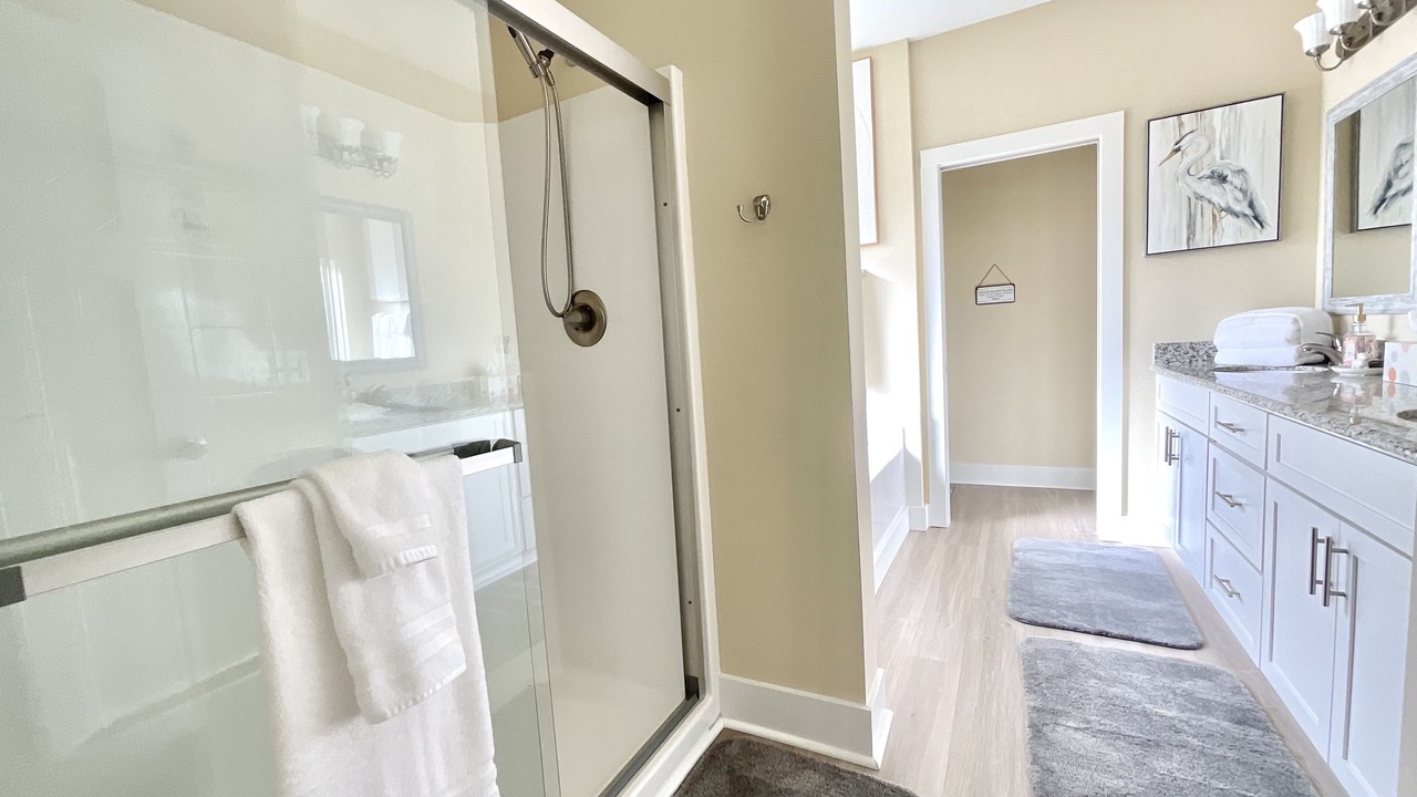 Photo of Bathroom in Gulf Breeze