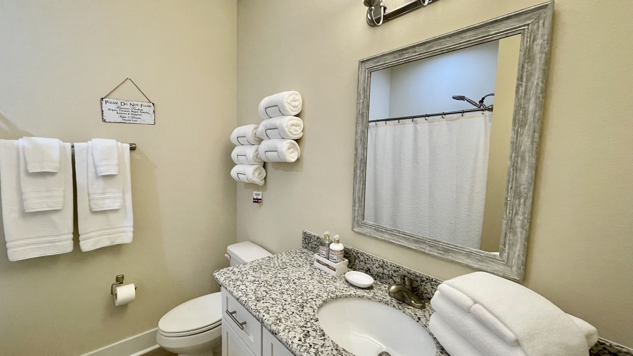 Photo of Bathroom in Gulf Breeze