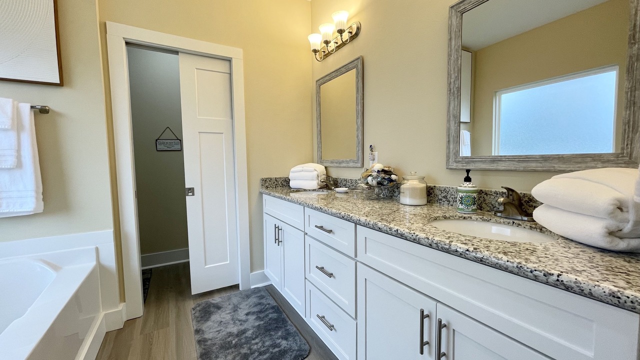 Photo of Bathroom in Gulf Breeze