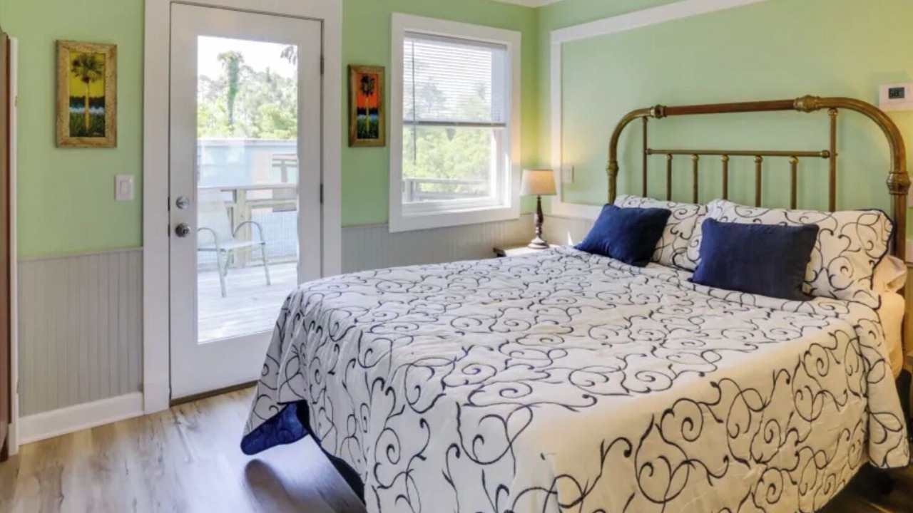 Photo of Bedroom in Apalachicola