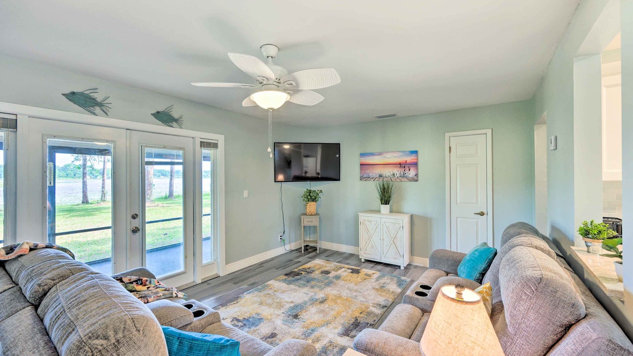 Photo of Bedroom in Crescent City