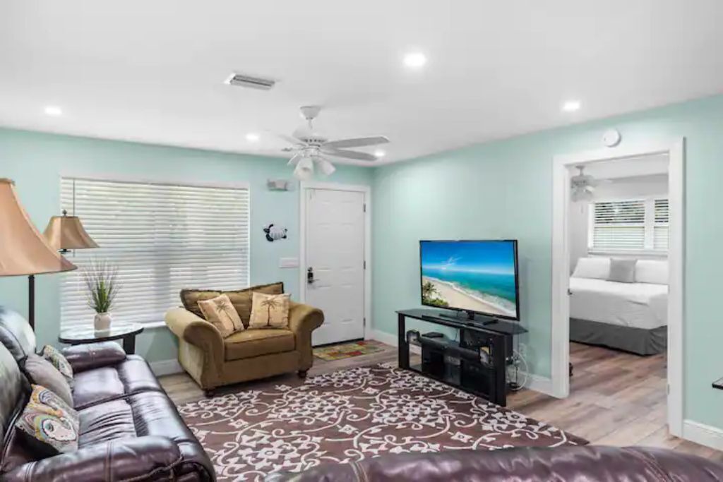 Photo of Livingroom in Florida Ridge