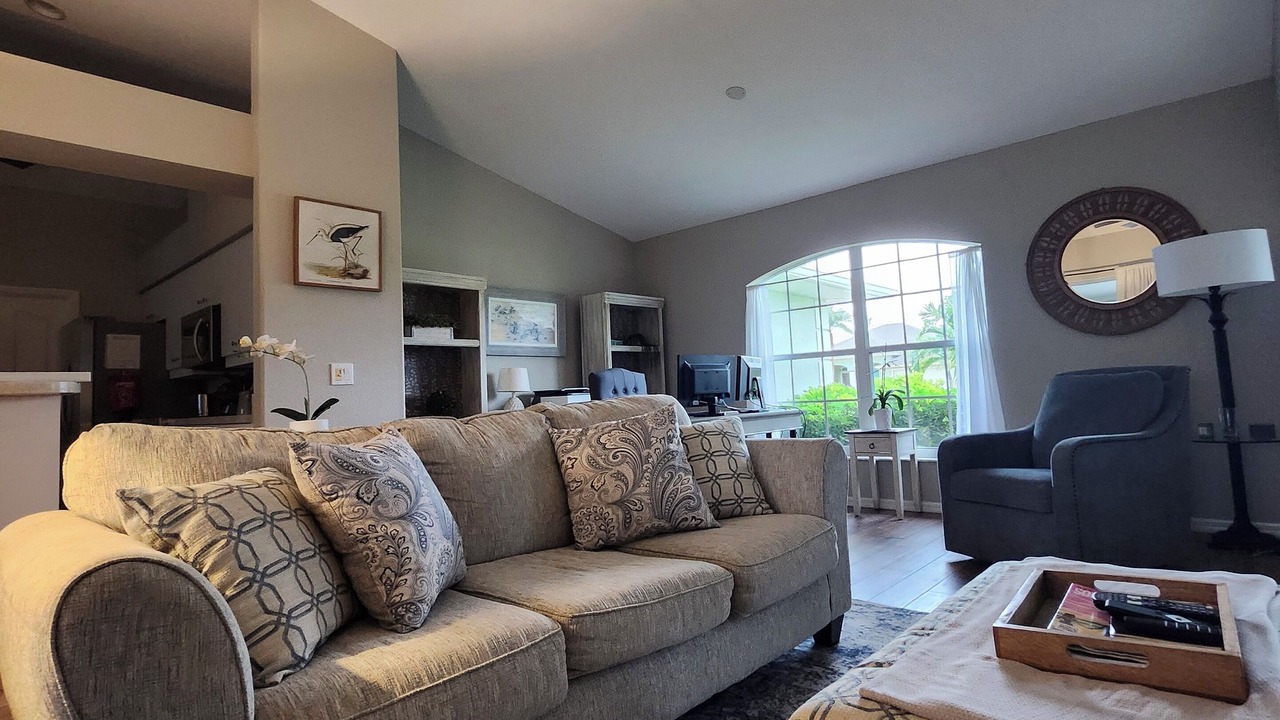 Photo of Livingroom in Broadmoor