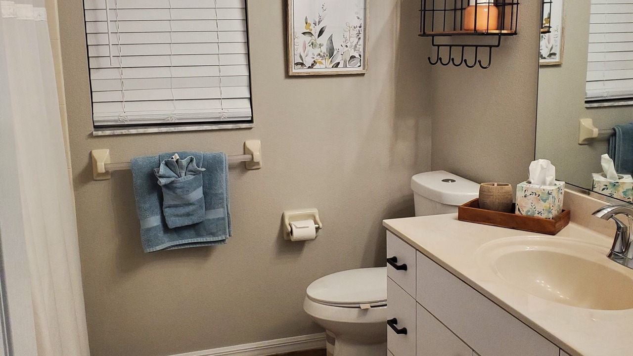 Photo of Bathroom in Broadmoor