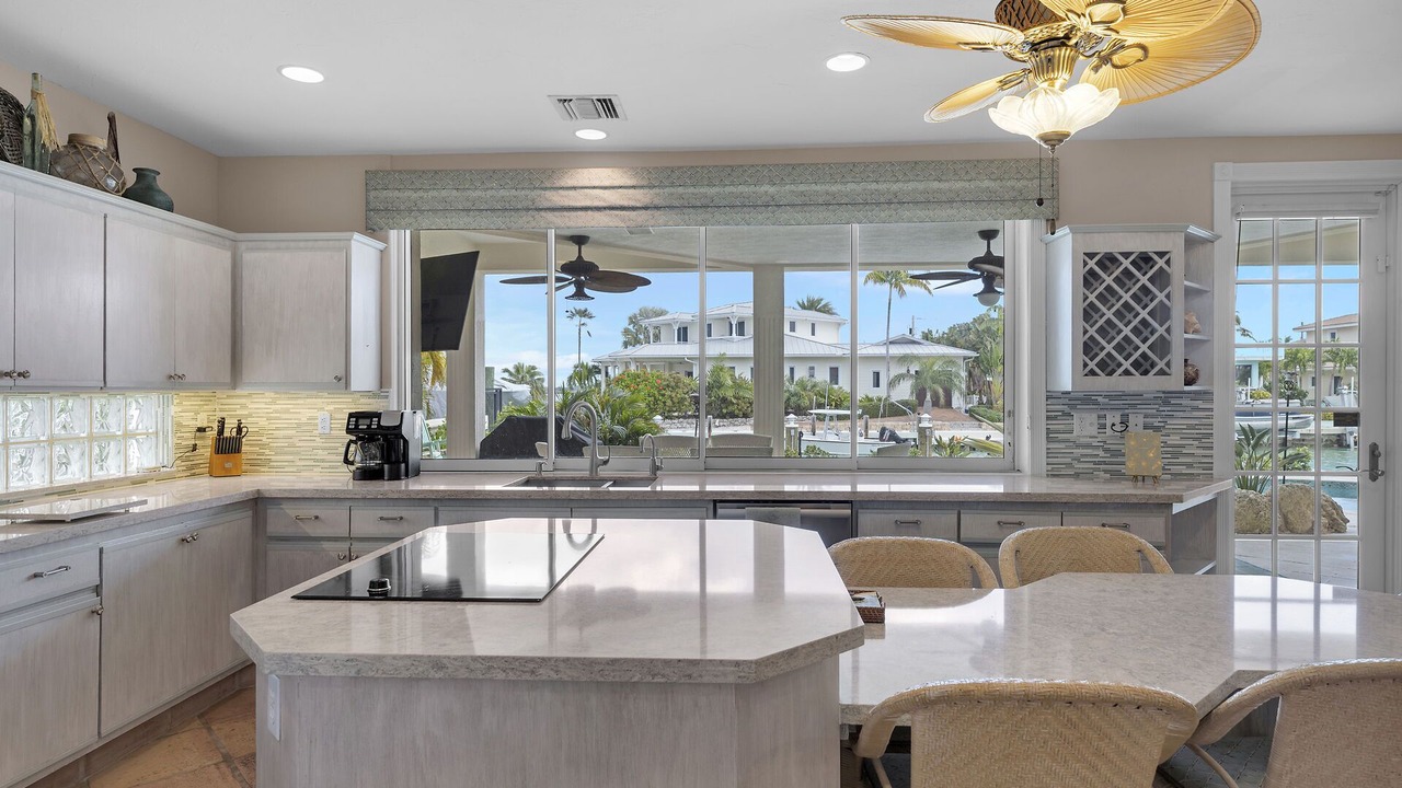 Photo of Kitchen in Key Colony Beach