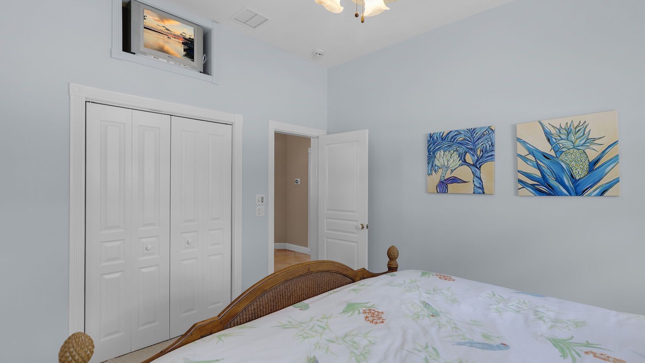 Photo of Bedroom in Key Colony Beach