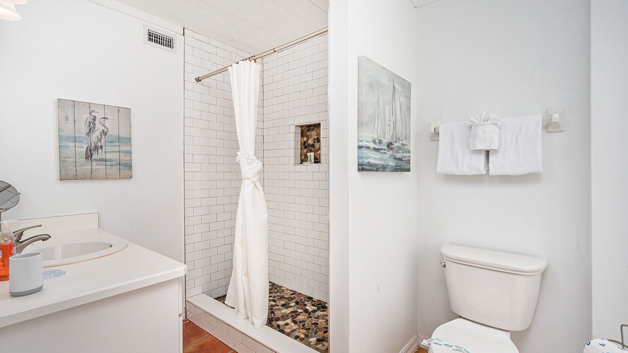 Photo of Bathroom in Ormond-by-the-Sea