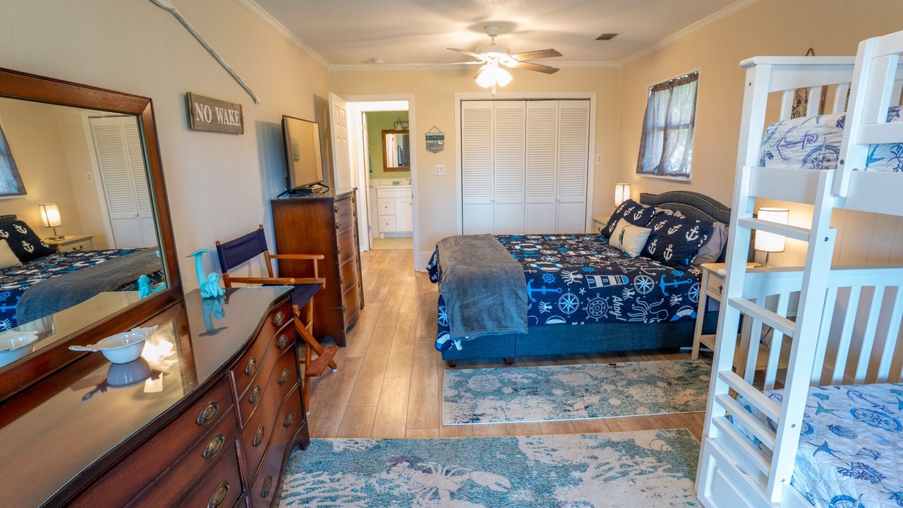 Photo of Bedroom in Magnolia Bluffs