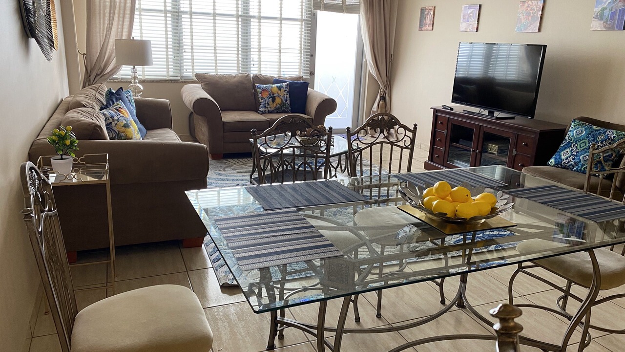 Photo of Livingroom in Hallandale Beach