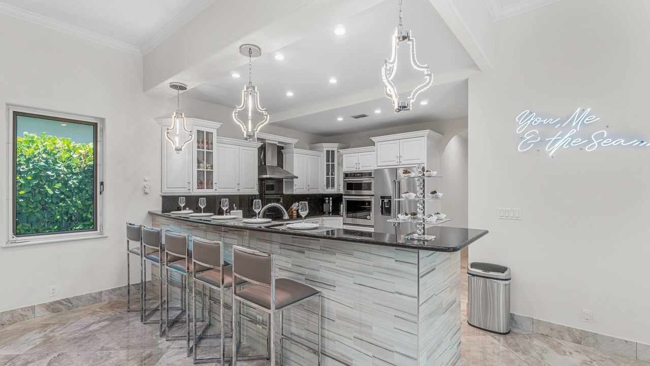 Photo of Kitchen in Lauderdale-by-the-Sea