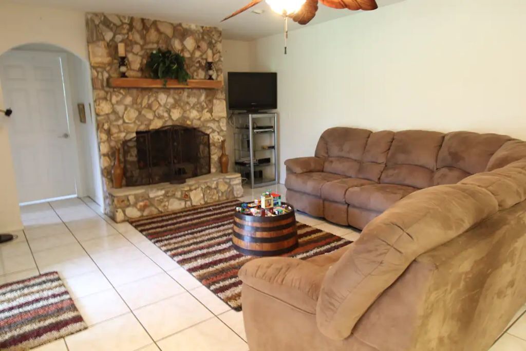 Photo of Livingroom in Fellowship