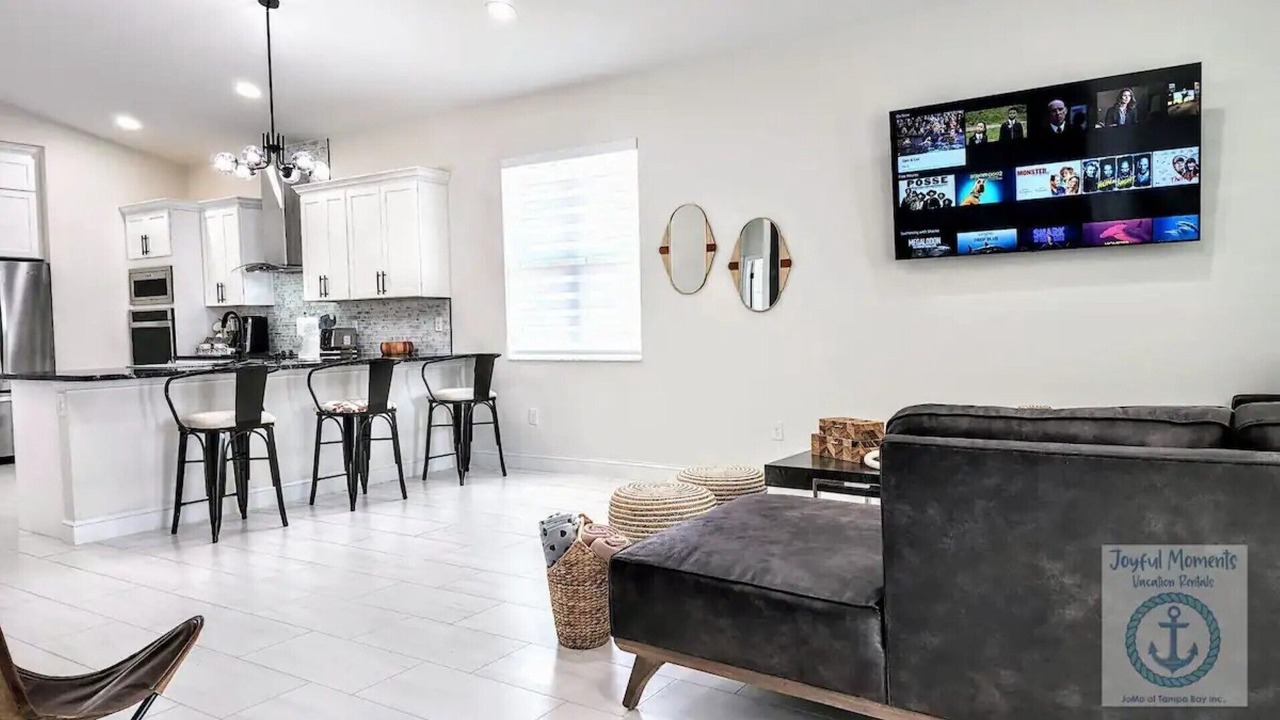 Photo of Livingroom in Pinecrest West Park