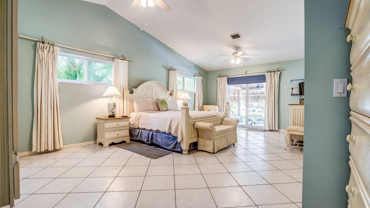 Photo of Bedroom in Coury