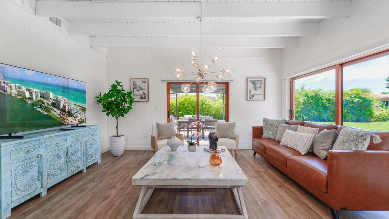 Photo of Livingroom in Olympia Heights