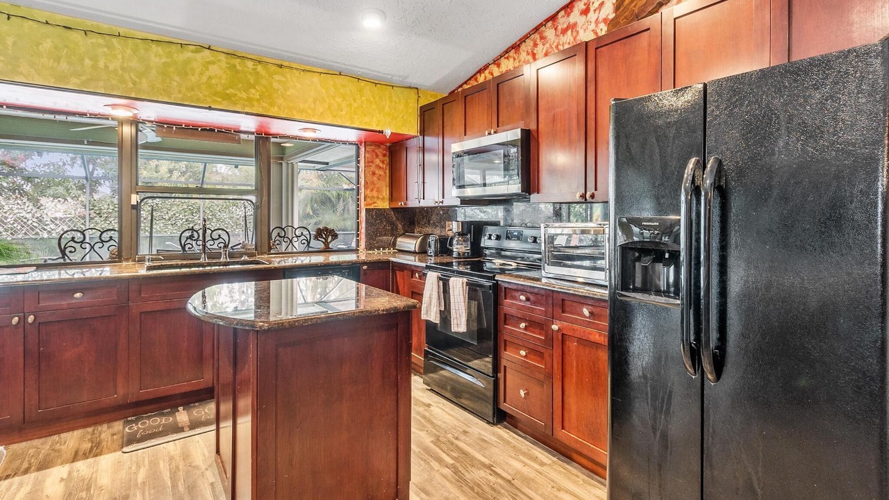 Photo of Kitchen in Port Saint Lucie
