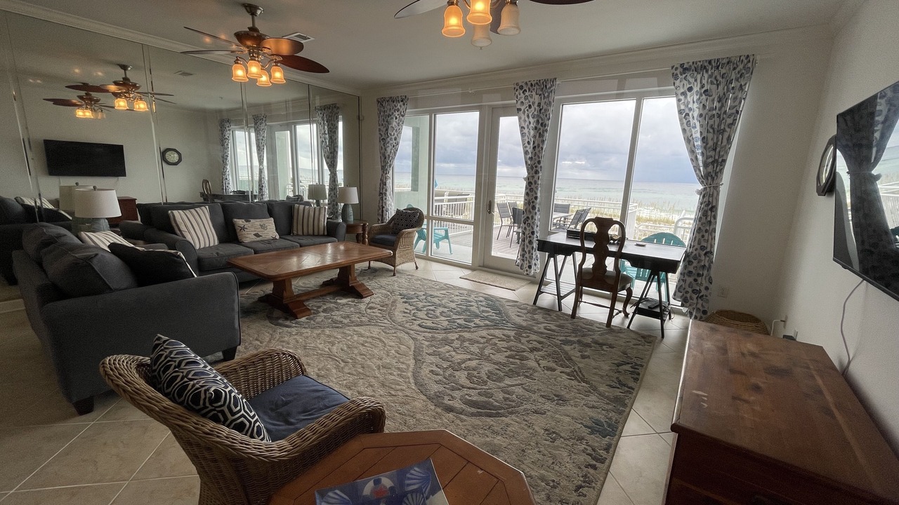 Photo of Bedroom in White Sands