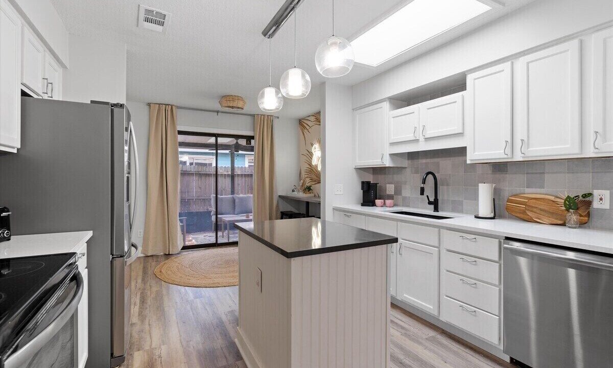 Photo of Kitchen in Jacksonville Beach