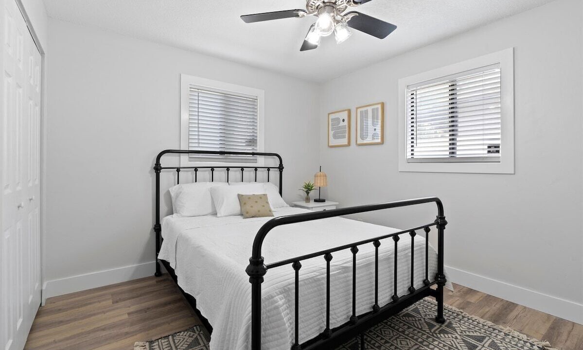 Photo of Bedroom in Jacksonville Beach