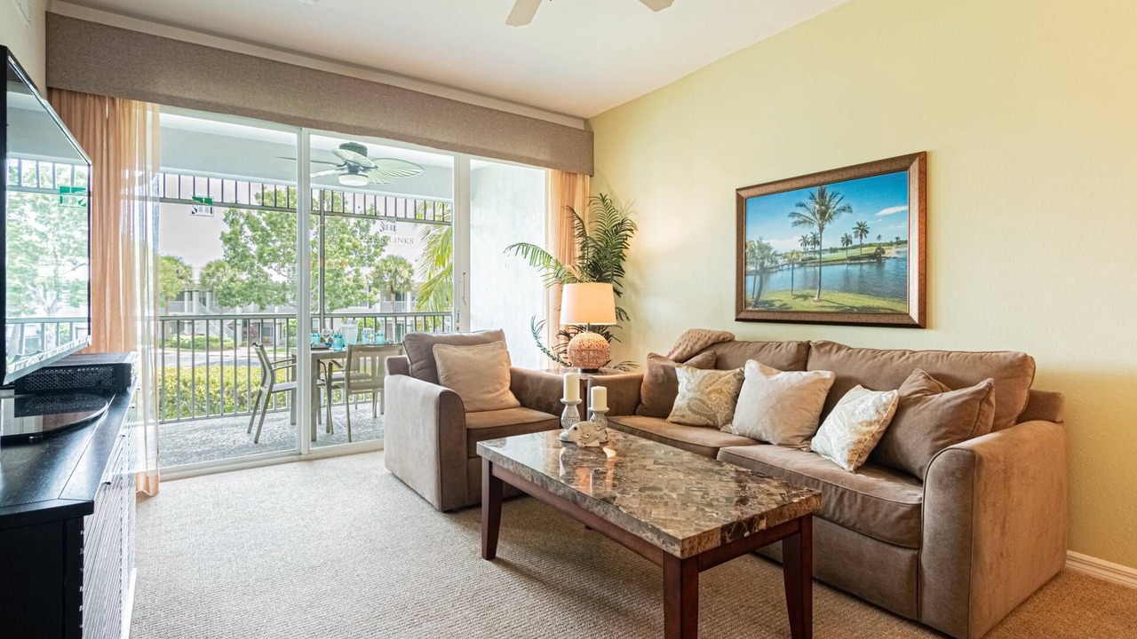 Photo of Livingroom in Naples