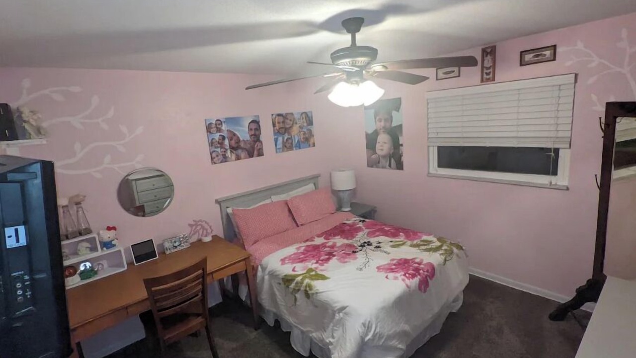 Photo of Bedroom in Hampton Homes