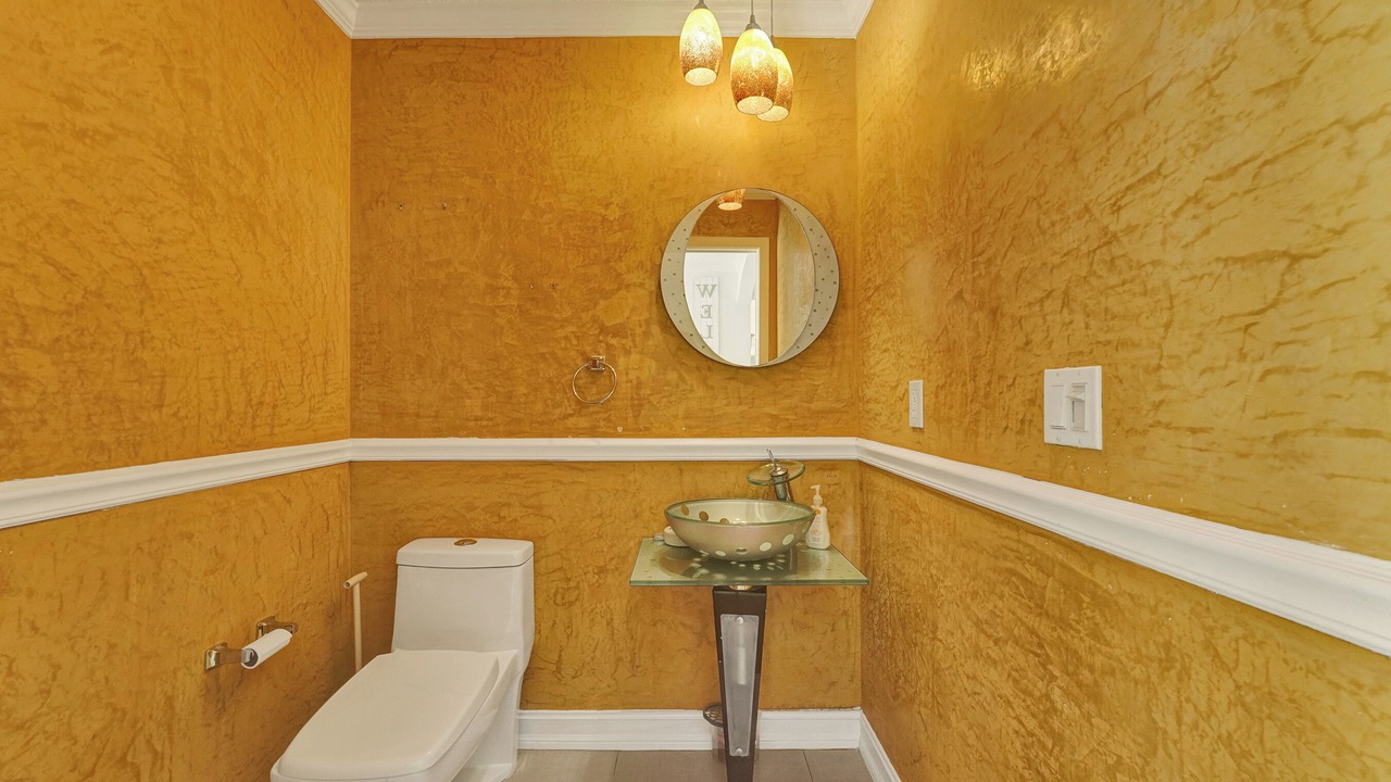 Photo of Bathroom in Inverrary