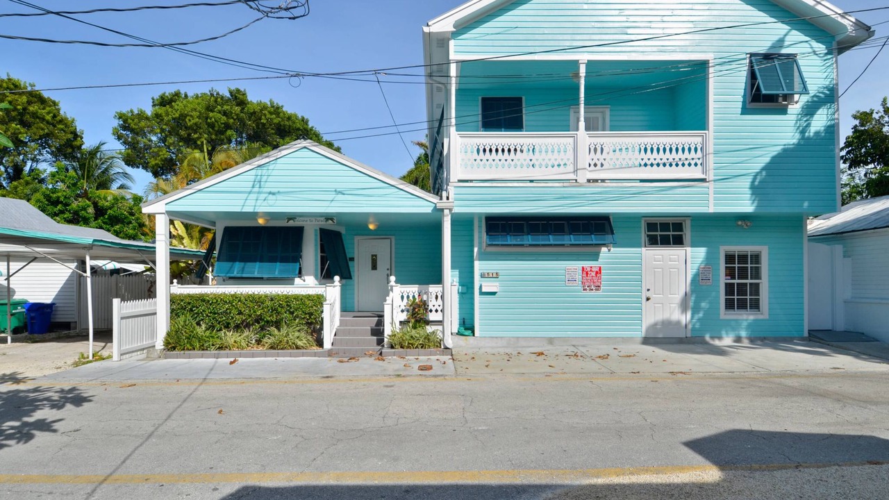 Photo of Others in Uptown - Upper Duval