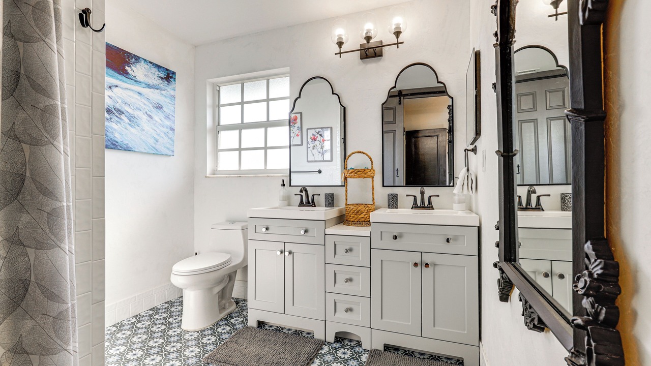 Photo of Bathroom in Stuart