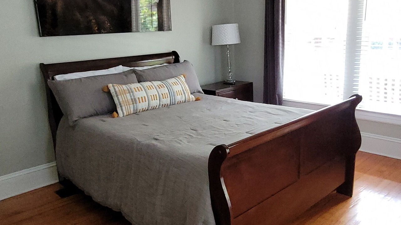Photo of Bedroom in Urban Core