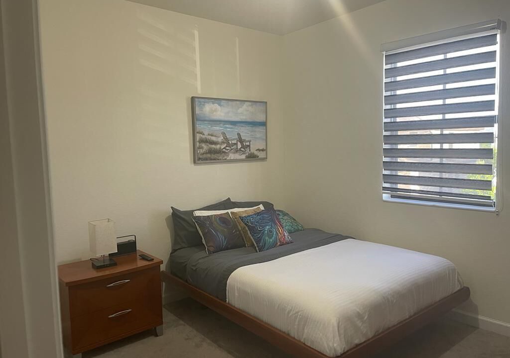 Photo of Bedroom in Miami Lakes
