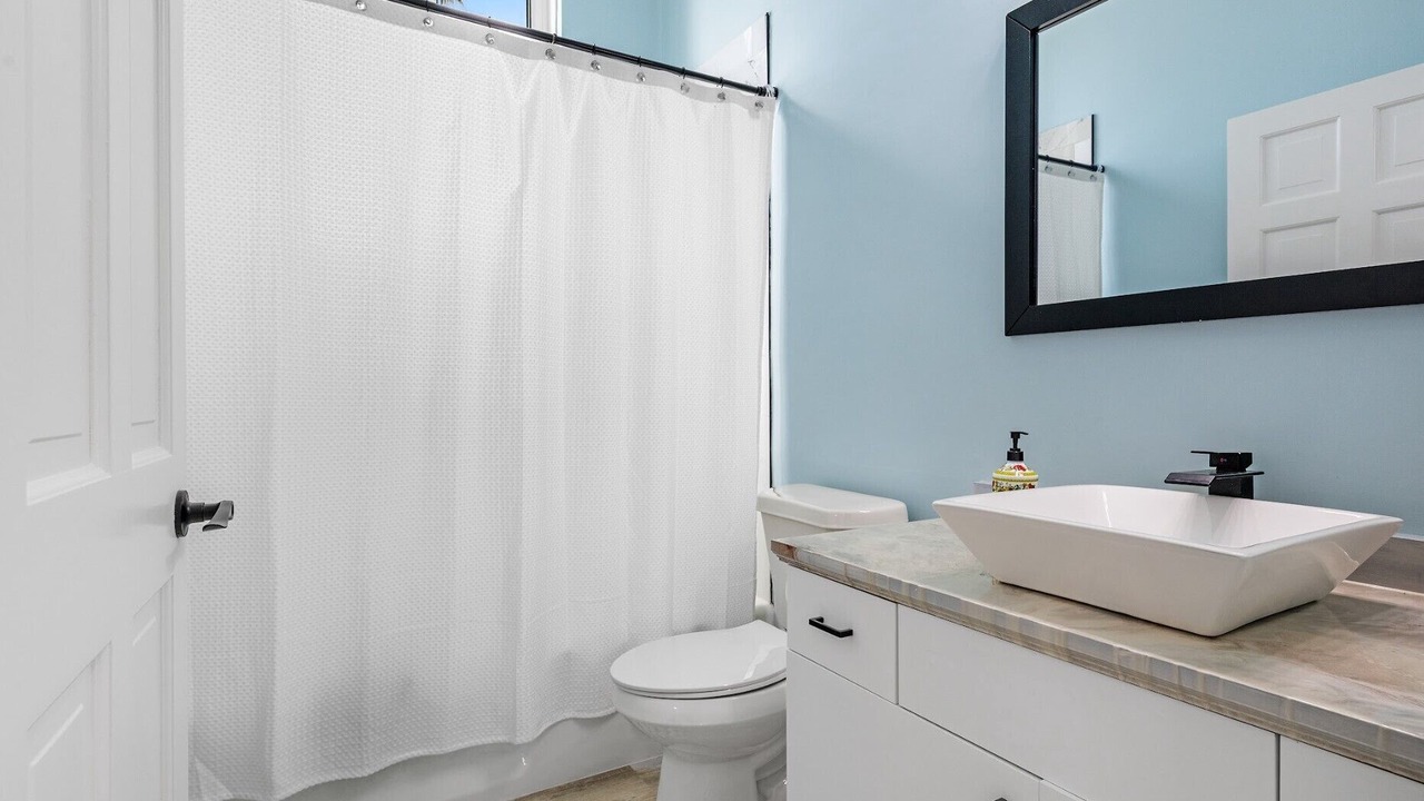 Photo of Bathroom in Iona