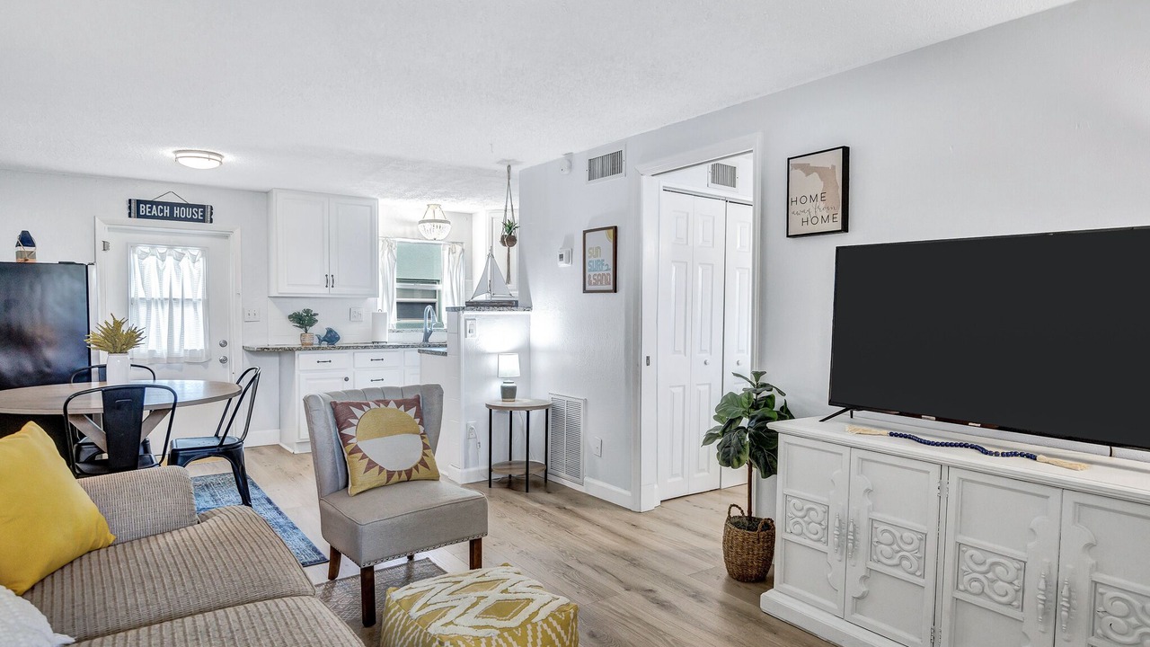 Photo of Livingroom in Port Canaveral