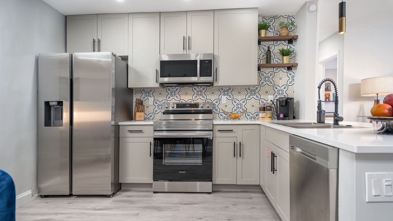 Photo of Kitchen in South Middle River