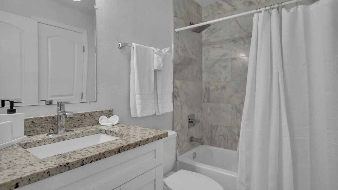 Photo of Bathroom in Oakford Park