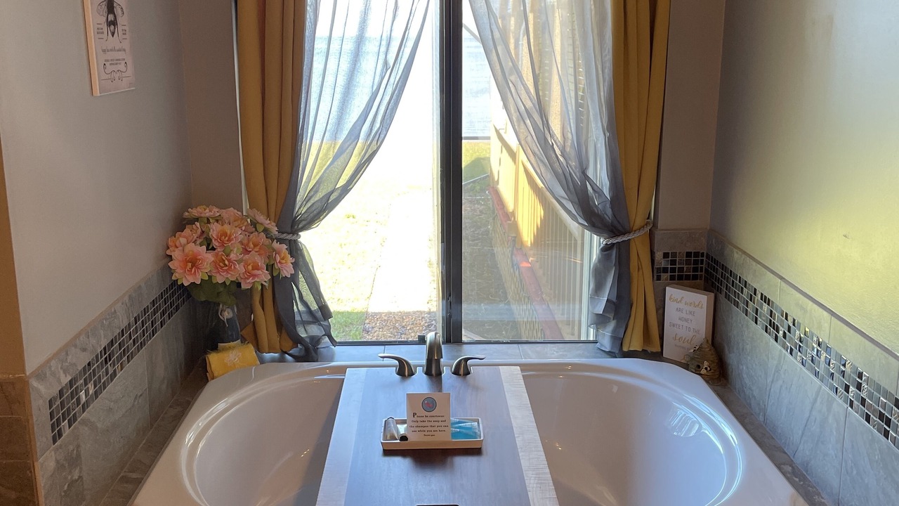 Photo of Bathroom in Magnolia Bluffs
