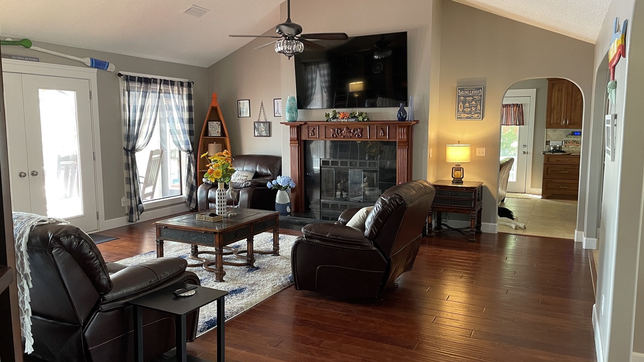 Photo of Livingroom in Magnolia Bluffs