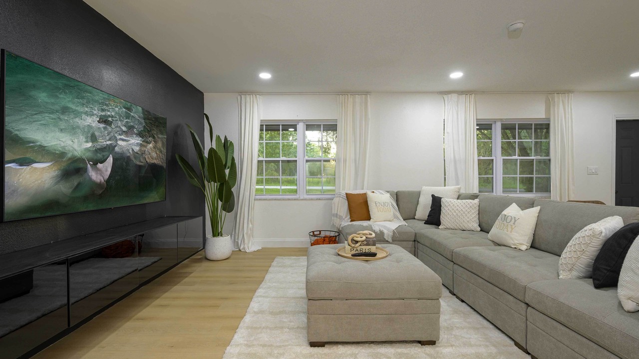 Photo of Livingroom in Tampa